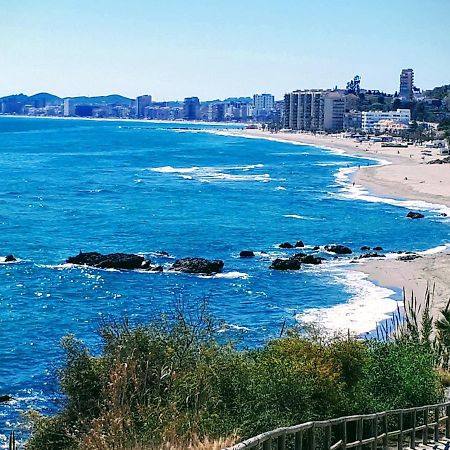 Nice Apartment Near The Beach フエンヒロラ エクステリア 写真