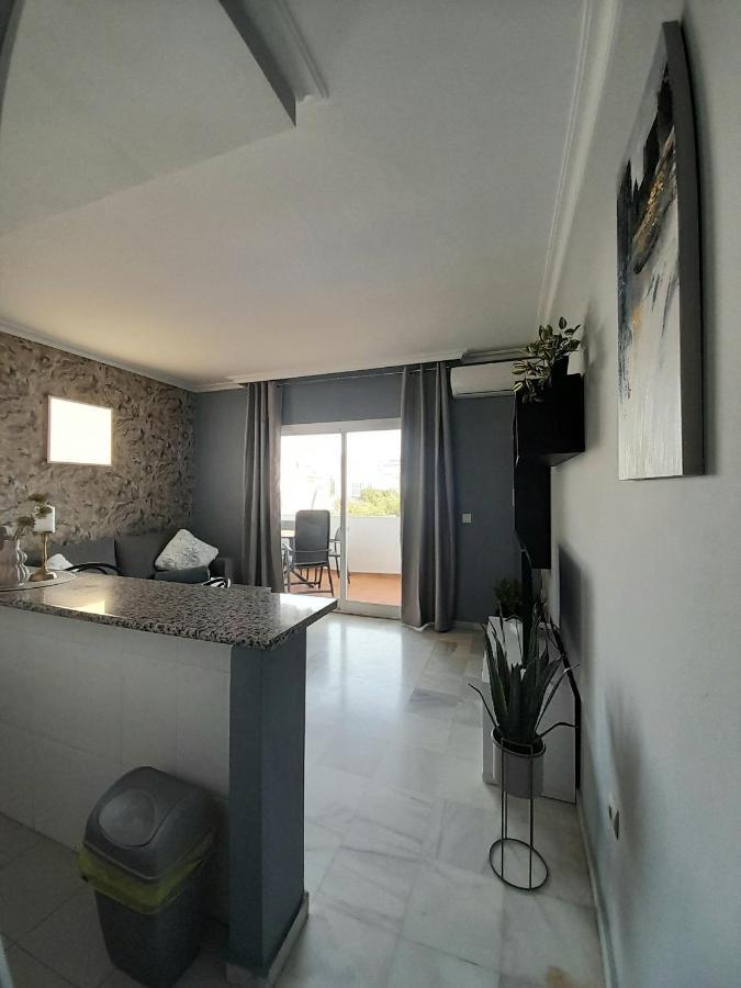 Nice Apartment Near The Beach フエンヒロラ エクステリア 写真
