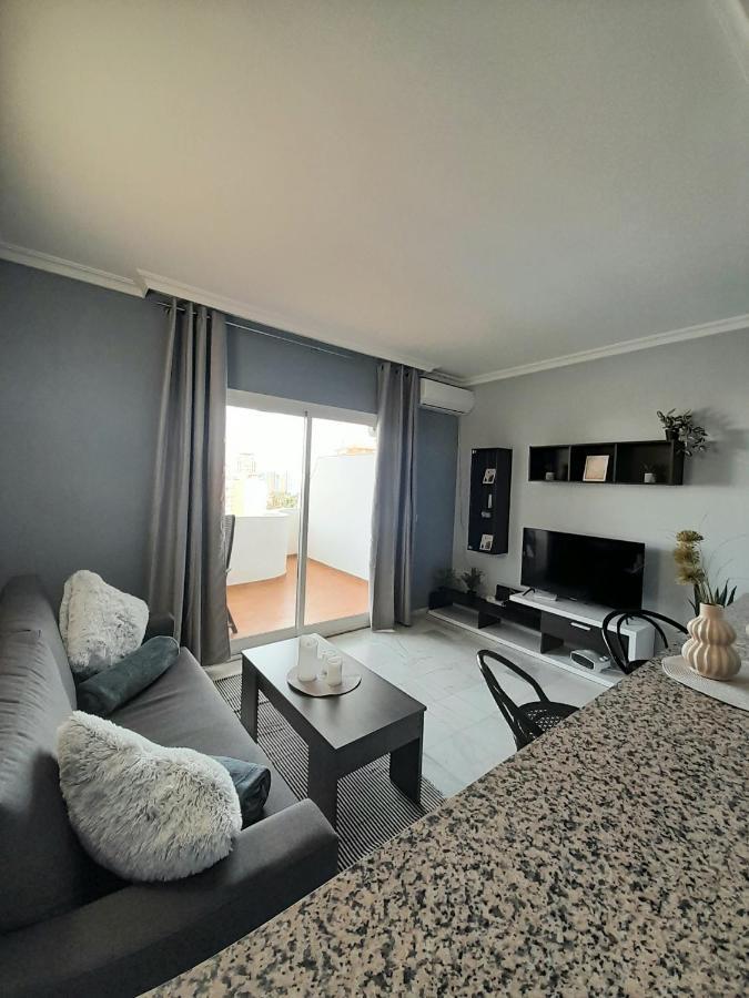 Nice Apartment Near The Beach フエンヒロラ エクステリア 写真