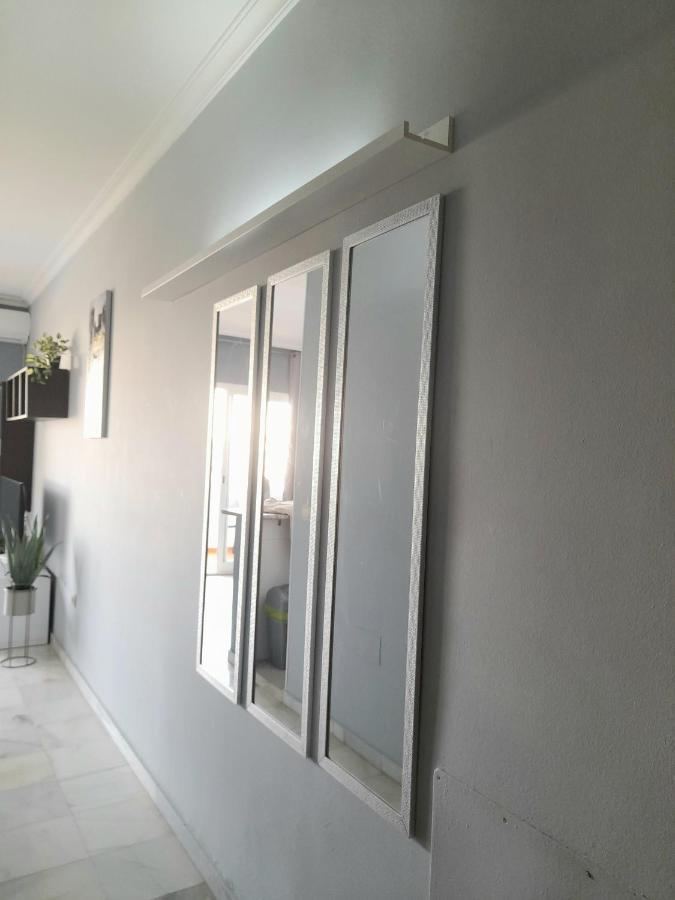 Nice Apartment Near The Beach フエンヒロラ エクステリア 写真