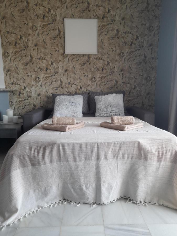 Nice Apartment Near The Beach フエンヒロラ エクステリア 写真